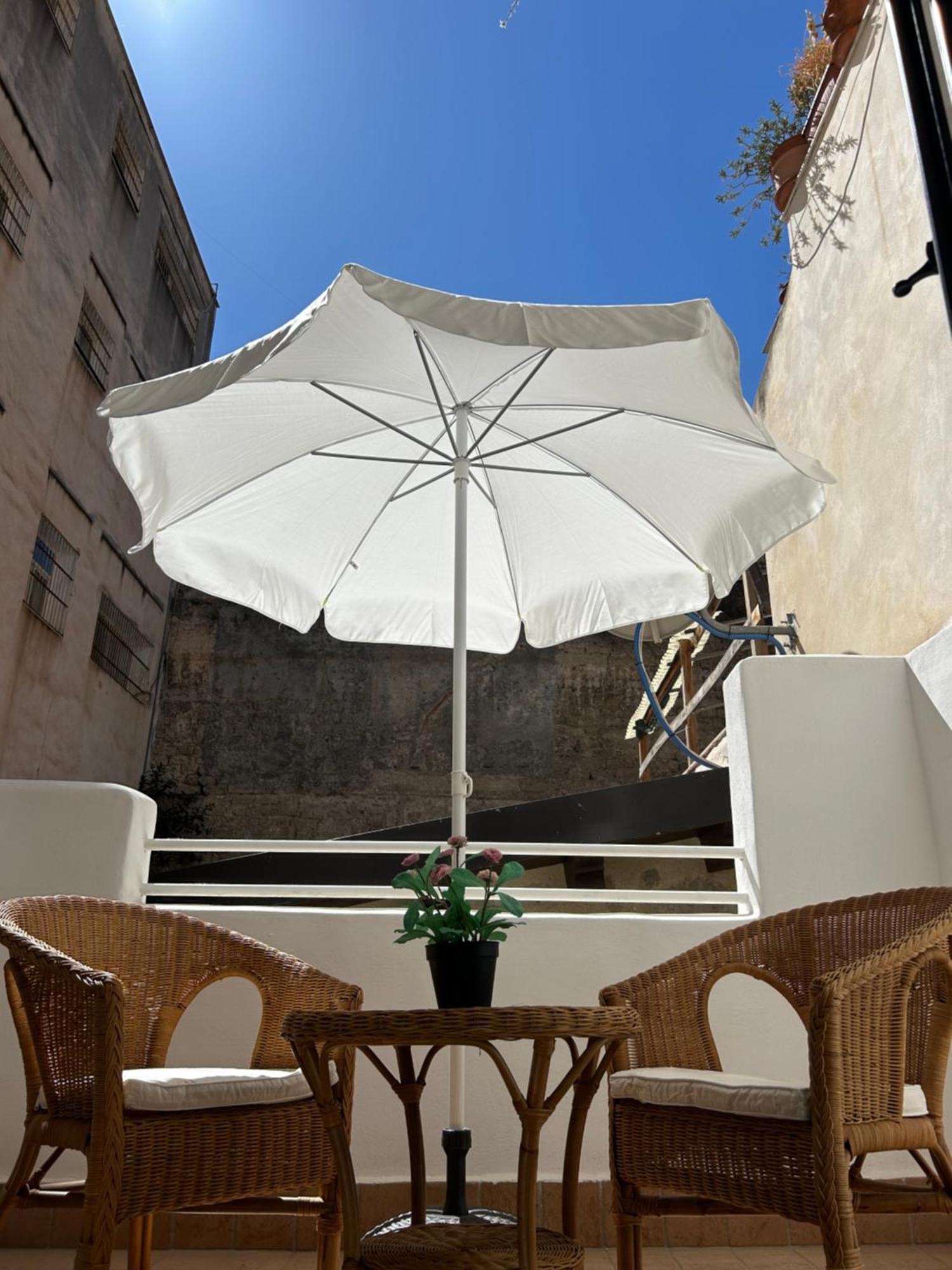 Like Home Palermo Exterior photo